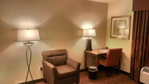 Hampton Inn and Suites Seattle - Airport / 28th Avenue | Washington - Seattle (ve dolayları) - SeaTac