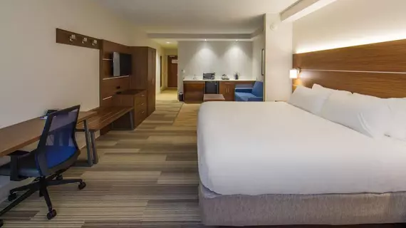 HOLIDAY INN EXPRESS GATLINBURG DOWNTOWN | Tennessee - Gatlinburg - Pigeon Forge (ve civarı) - Gatlinburg