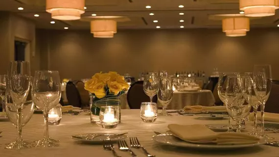 Sheraton Edison Hotel Raritan Center | New Jersey - Franklin Township - Somerset (ve civarı) - Edison