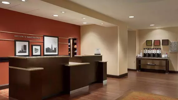 Hampton Inn & Suites East Hartford | Connecticut - Hartford (ve civarı) - East Hartford