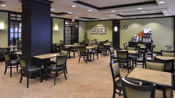 Holiday Inn Express Hotel & Suites Halifax Airport | Nova Scotia - Halifax (ve civarı) - Enfield