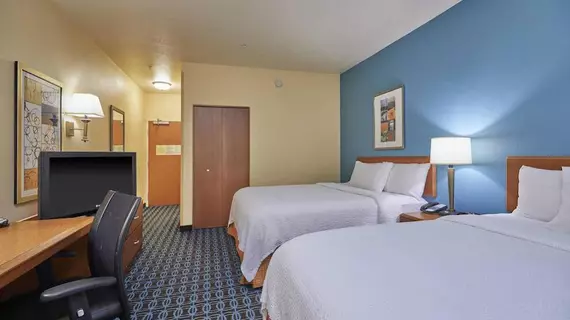 Fairfield Inn & Suites Burlington | Washington - Vernon Dağı (ve civarı) - Burlington