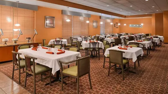 Holiday Inn Martinsburg | Batı Virginia - Martinsburg (ve civarı) - Martinsburg