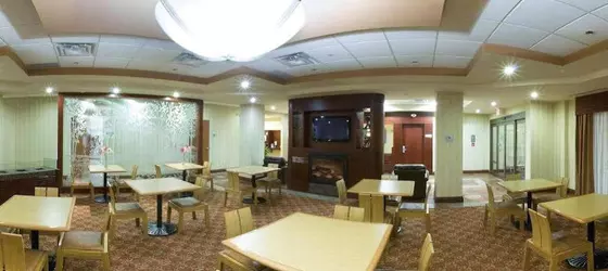 Holiday Inn Express Brampton | Ontario - Toronto (ve civarı) - Brampton - Airport Road Ticaret Bölgesi