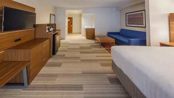 HOLIDAY INN EXPRESS GATLINBURG DOWNTOWN | Tennessee - Gatlinburg - Pigeon Forge (ve civarı) - Gatlinburg