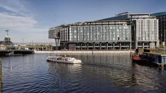 DoubleTree by Hilton Amsterdam Centraal Station | Kuzey Hollanda - Amsterdam - Amsterdam Merkezi