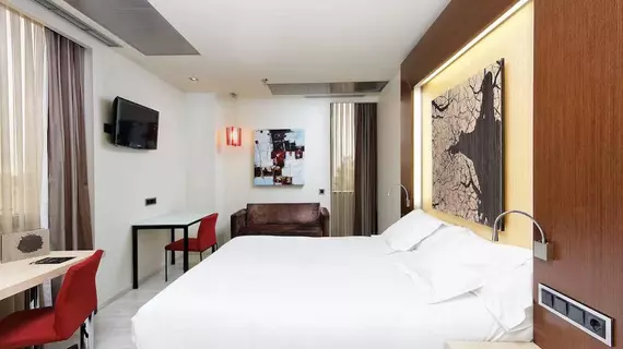 Melia Avenida de America | Madrid Özerk Topluluğu - Madrid (ve civarı) - Madrid