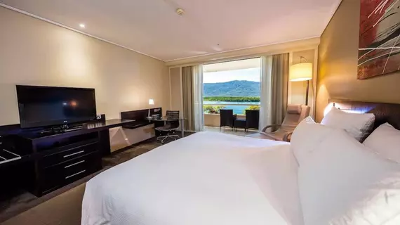 Hilton Cairns | Queensland - Cairns - Cairns (ve civarı) - Cairns - Cairns Merkezi İş Bölgesi