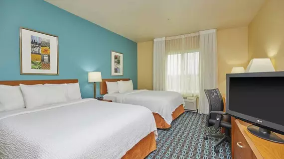 Fairfield Inn & Suites Burlington | Washington - Vernon Dağı (ve civarı) - Burlington