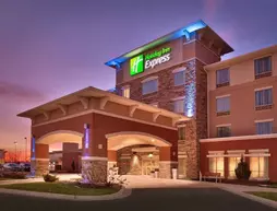 Holiday Inn Express & Suites Overland Park | Kansas - Kansas City (ve civarı) - Overland Park