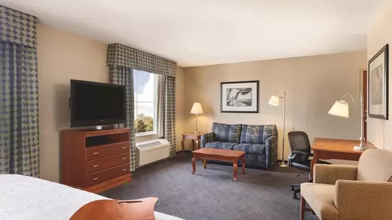 Hampton Inn & Suites Mystic | Connecticut - Mystic - New London (ve civarı) - Mystic