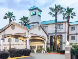 Holiday Inn Express Hotel and Suites Lake Charles | Louisiana - Lake Charles (ve civarı) - Lake Charles