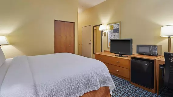 Fairfield Inn & Suites Burlington | Washington - Vernon Dağı (ve civarı) - Burlington