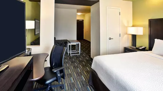 Fairfield Inn & Suites Austin Northwest/Research Blvd | Teksas - Austin (ve civarı) - Austin