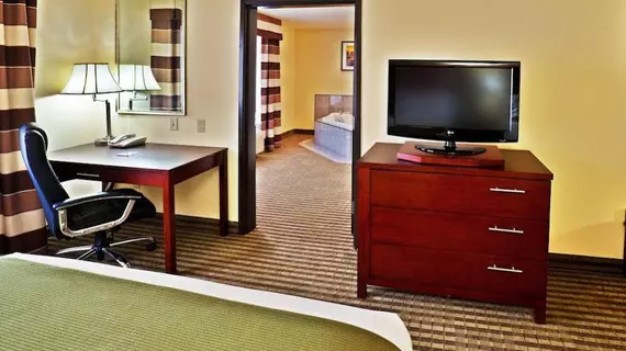 HOLIDAY INN EXPRESS & SUITES P | Oklahoma - Enid (ve civarı) - Perry