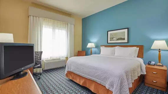 Fairfield Inn & Suites Burlington | Washington - Vernon Dağı (ve civarı) - Burlington