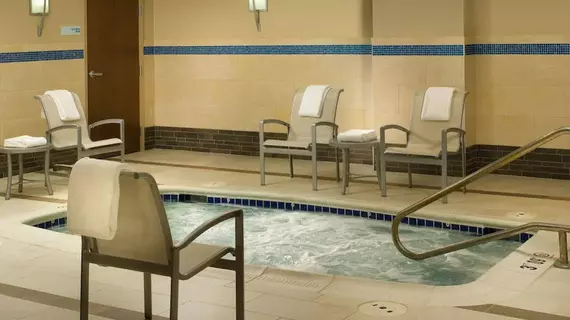 Holiday Inn Express Hotel & Suites Alexandria - Fort Belvoir | Virginia - İskenderiye - Belle Haven