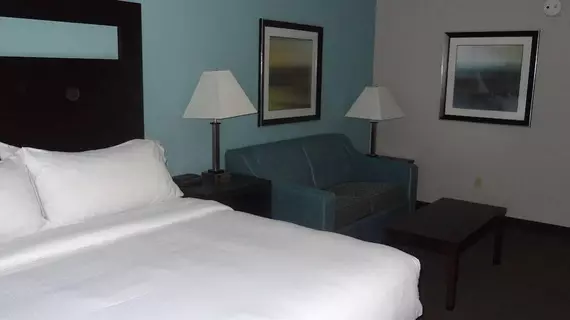 Holiday Inn Express Hotel Kansas City - Bonner Springs | Kansas - Kansas City (ve civarı) - Bonner Springs