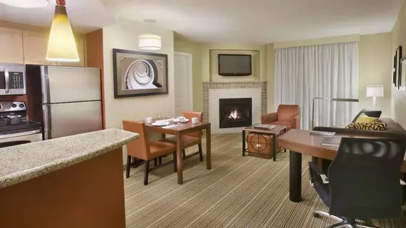 Residence Inn Calgary Airport | Alberta - Calgary (ve civarı) - Calgary