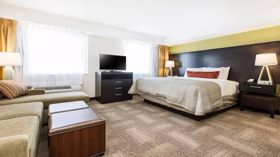 Staybridge Suites West Edmonton | Alberta - Edmonton (ve civarı) - Edmonton - Kuzeybatı Edmonton