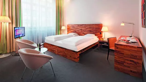 Movenpick Hotel Berlin | Berlin (ve civarı) - Friedrichshain-Kreuzberg - Kreuzberg