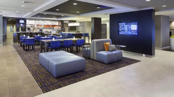 Courtyard by Marriott Orlando East/UCF Area | Florida - Orlando (ve civarı) - Orlando