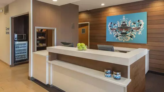 Fairfield Inn & Suites Indianapolis Airport | Indiana - Indianapolis (ve civarı) - Indianapolis