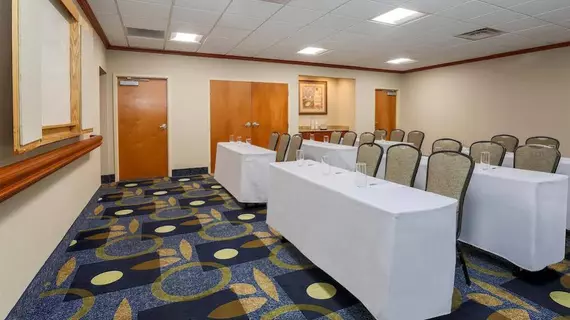 Hampton Inn & Suites West Haven | Connecticut - New Haven (ve civarı) - West Haven