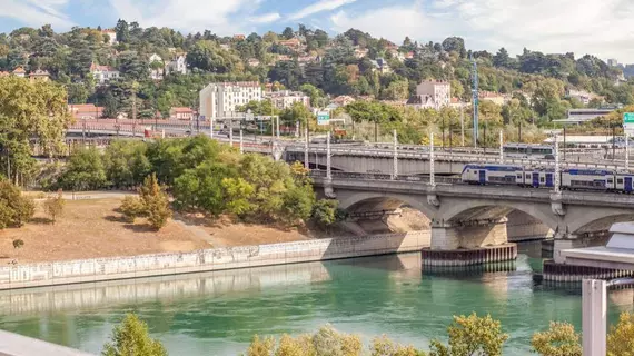 Crowne Plaza Lyon – Cité Internationale | Auvergne-Rhone-Alpes - Rhone (bölge) - Lyon (ve çevresi) - Lyon - 6th Arrondissement