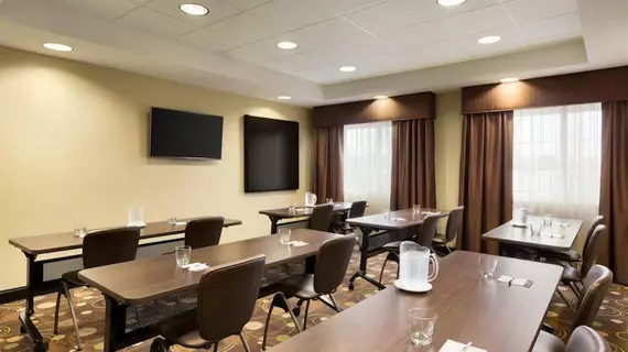 Staybridge Suites West Edmonton | Alberta - Edmonton (ve civarı) - Edmonton - Kuzeybatı Edmonton