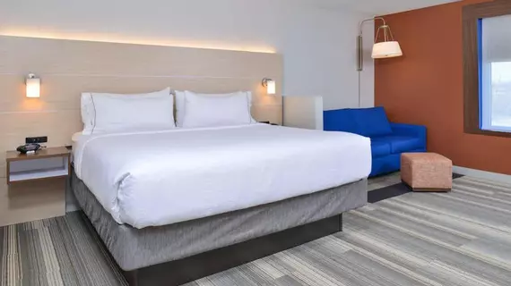 Holiday Inn Express & Suites Farmington Hills - Detroit | Michigan - Detroit (ve civarı) - Farmington Hills