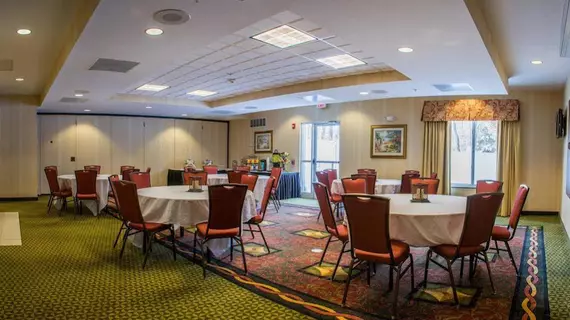 Hilton Garden Inn Elkhart | Indiana - South Bend (ve civarı) - Elkhart