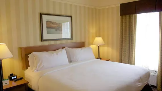 Holiday Inn Express Hotel & Suites Astoria | Oregon - Oregon Coast - Astoria