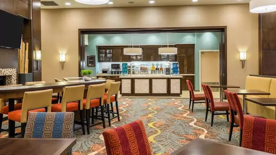 Homewood Suites by Hilton Little Rock Downtown | Arkansas - Little Rock (ve civarı) - Little Rock - Little Rock Şehir Merkezi