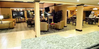 Holiday Inn Express - Delafield