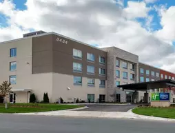 HOLIDAY INN EXPRESS & SUITES EAGAN - MINNEAPOLIS AREA | Minnesota - Minneapolis - St. Paul (ve civarı) - Eagan