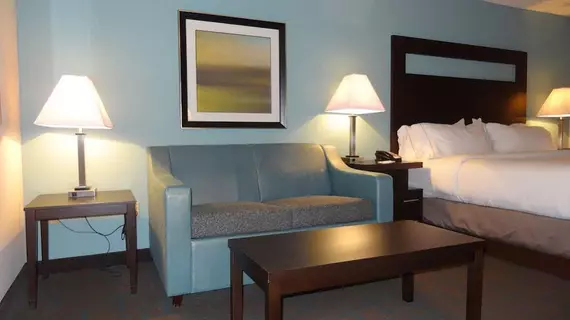 Holiday Inn Express Hotel Kansas City - Bonner Springs | Kansas - Kansas City (ve civarı) - Bonner Springs