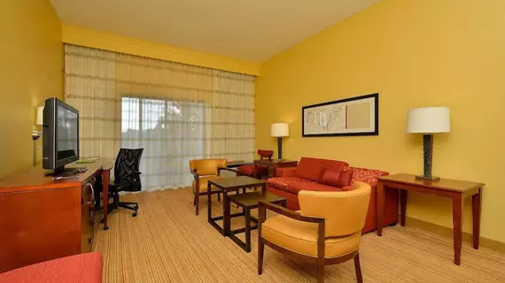 Courtyard by Marriott Bentonville | Arkansas - Bentonville - Fayetteville (ve civarı) - Bentonville