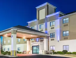 Holiday Inn Express Hotel Howe | Indiana - Howe