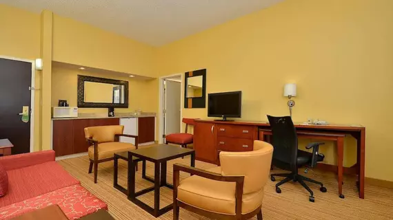 Courtyard by Marriott Bentonville | Arkansas - Bentonville - Fayetteville (ve civarı) - Bentonville