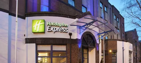 Holiday Inn Express Belfast City Queens Quarter | Kuzey İrlanda - Antrim (kontluk) - Belfast (ve civarı) - Belfast - Queens Quarter