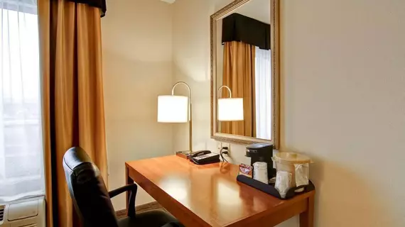 Holiday Inn Express and Suites Guelph | Ontario - Kitchener (ve civarı) - Guelph