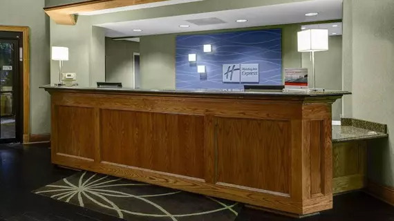 Holiday Inn Express Hotel & Suites Atlanta Buckhead | Georgia - Atlanta (ve civarı) - Atlanta - Buckhead