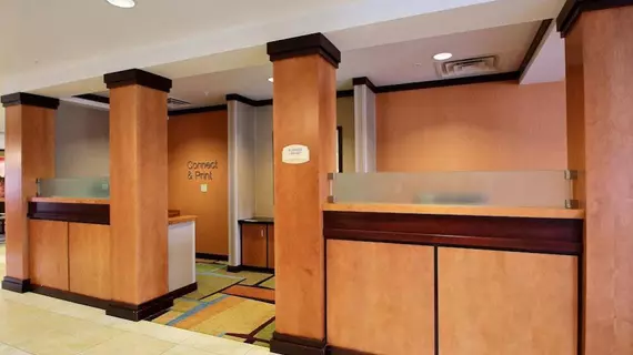 Fairfield Inn & Suites by Marriott Milwaukee Airport | Wisconsin - Milwaukee (ve civarı) - Oak Creek