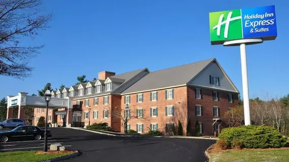 Holiday Inn Express and Suites Merrimack | New Hampshire - Manchester (ve civarı) - Merrimack