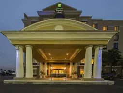 HOLIDAY INN EXPRESS AND SUITES INTERNATIONAL DRIVE | Florida - Orlando (ve civarı) - Orlando - Universal Orlando® Tatil ve Eğlence Merkezi