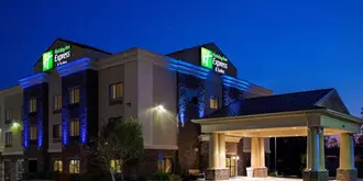 Holiday Inn Express Hotel & Suites Lewisburg