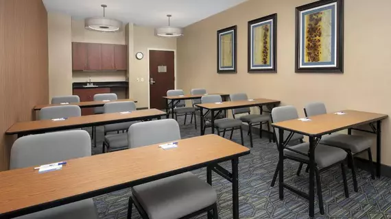 Holiday Inn Express Chambersburg | Pensilvanya - Gettysburg (ve civarı) - Chambersburg