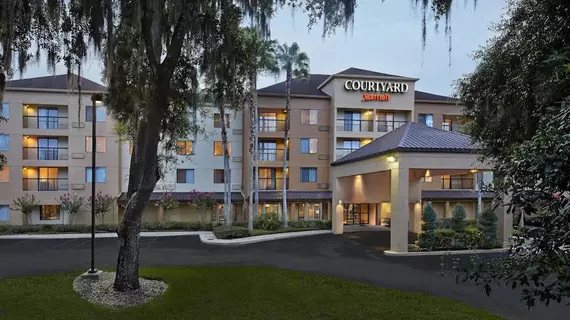 Courtyard by Marriott Orlando East/UCF Area | Florida - Orlando (ve civarı) - Orlando