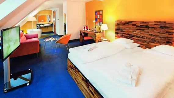 Movenpick Hotel Berlin | Berlin (ve civarı) - Friedrichshain-Kreuzberg - Kreuzberg